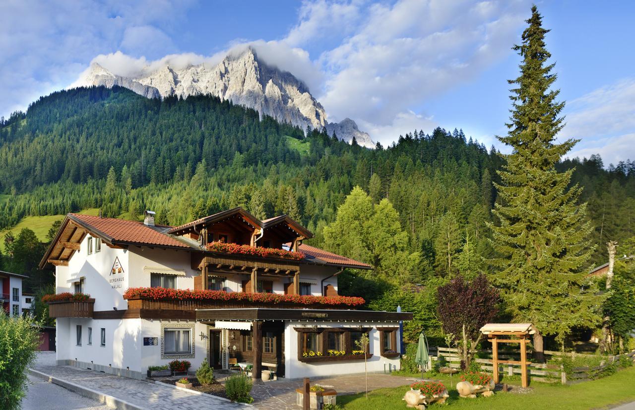 Das Halali - Dein Kleines Hotel An Der Zugspitze Эрвальд Экстерьер фото